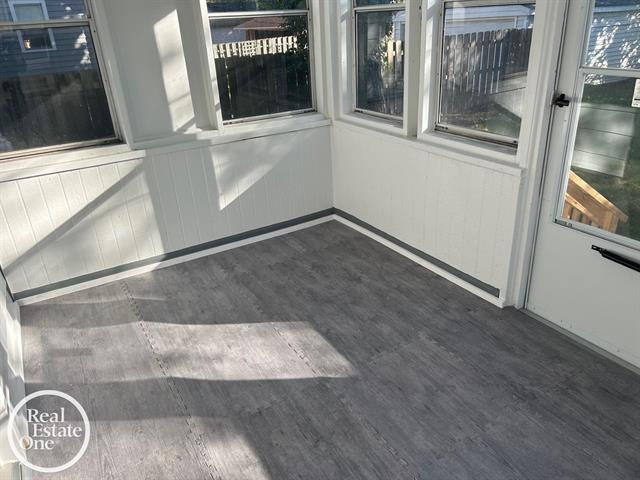 Builiding view thirty three for 1765 Brys, Grosse Pointe, MI. 48236