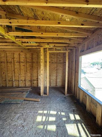 Builiding view nine for 20860 Ridgemont, Harper Woods, MI. 48225