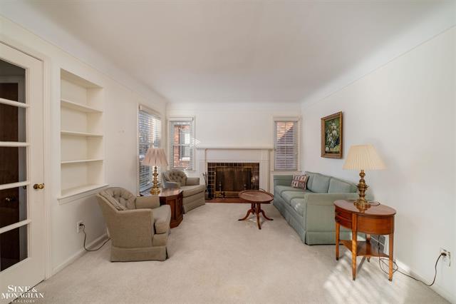 Builiding view four for 1922 Oxford, Grosse Pointe, MI. 48236