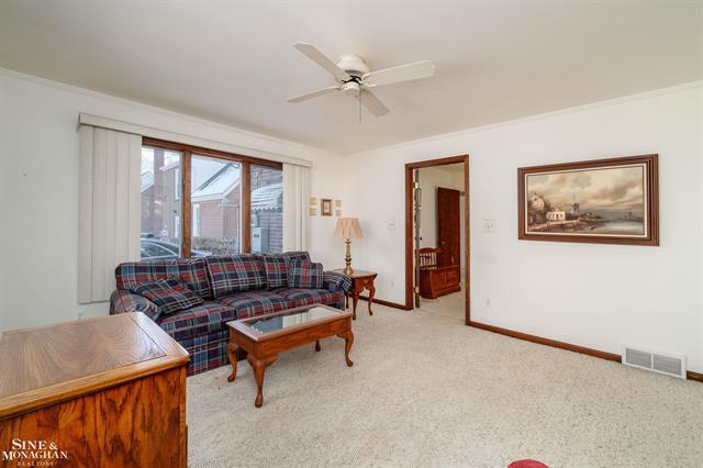 Builiding view thirteen for 1922 Oxford, Grosse Pointe, MI. 48236