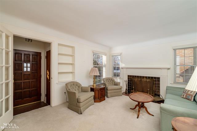 Builiding view three for 1922 Oxford, Grosse Pointe, MI. 48236