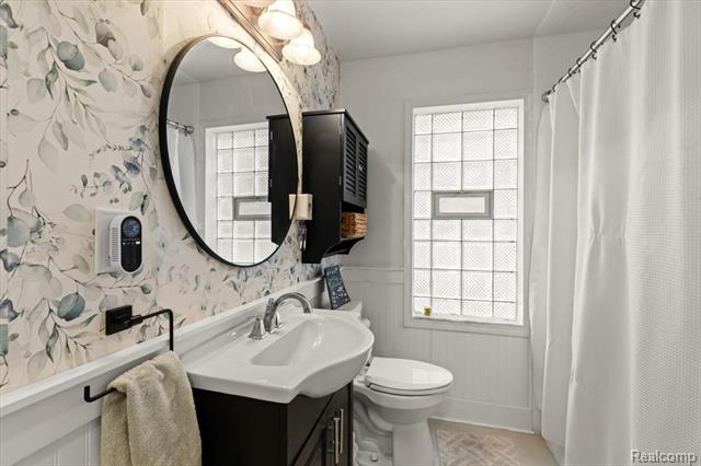 Builiding view eleven for 1818 Norwood, Grosse Pointe, MI. 48236