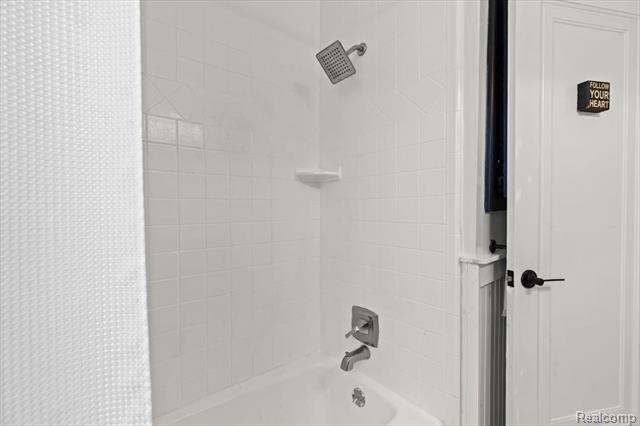 Builiding view twelve for 1818 Norwood, Grosse Pointe, MI. 48236