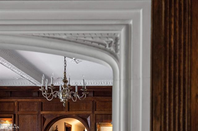 Builiding view eight for 257 Ridge, Grosse Pointe, MI. 48236