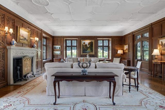 Builiding view nine for 257 Ridge, Grosse Pointe, MI. 48236