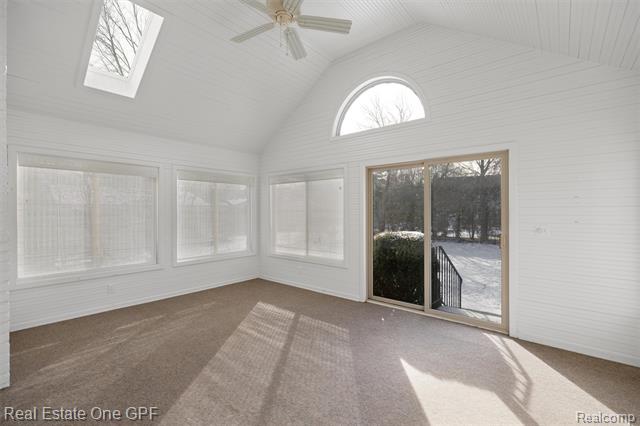 Builiding view sixteen for 277 Kenwood, Grosse Pointe, MI. 48236