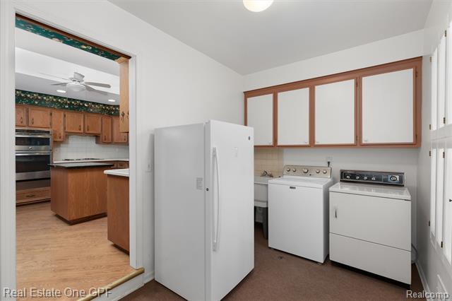 Builiding view thirteen for 277 Kenwood, Grosse Pointe, MI. 48236