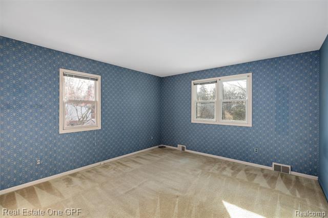 Builiding view twenty six for 277 Kenwood, Grosse Pointe, MI. 48236