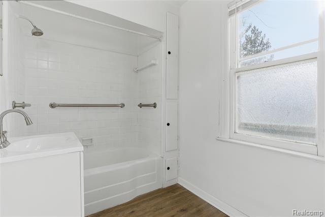 Builiding view eight for 20310 E 8 Mile, Harper Woods, MI. 48225