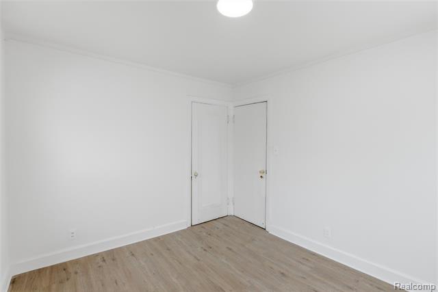 Builiding view nineteen for 20310 E 8 Mile, Harper Woods, MI. 48225