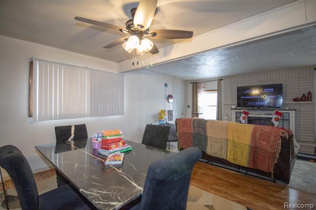 Builiding view five for 20000 Lancaster, Harper Woods, MI. 48225