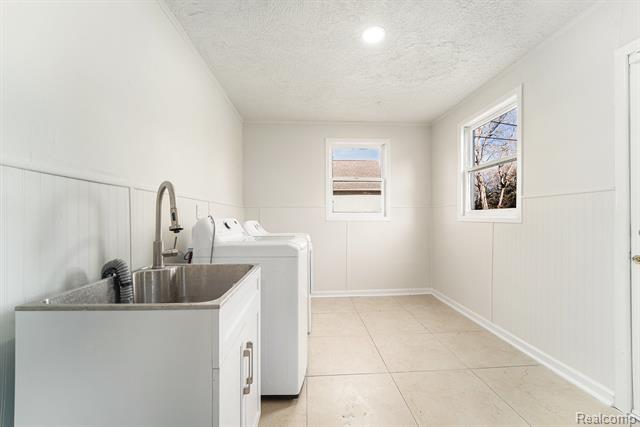 Builiding view twenty for 24614 Taft, Novi, MI. 48375