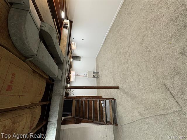 Builiding view twenty two for 18580 Washtenaw, Harper Woods, MI. 48225