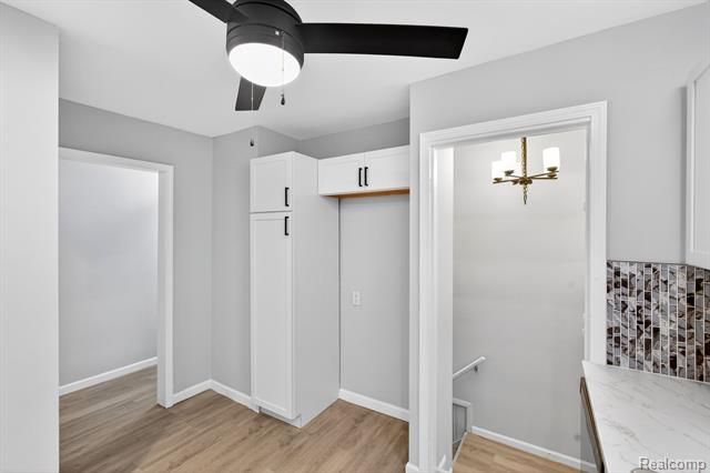 Builiding view twenty four for 18827 Woodside, Harper Woods, MI. 48225