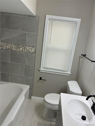 Builiding view eleven for 18736 Huntington, Harper Woods, MI. 48225