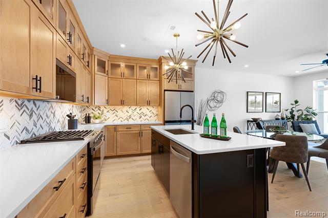 Builiding view eight for 314 N Center, Northville, MI. 48167