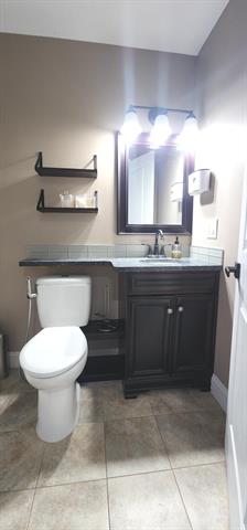 Builiding view seven for 50225 S Interstate 94 Service, Belleville, MI. 48111