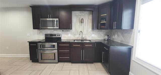 Builiding view three for 50225 S Interstate 94 Service, Belleville, MI. 48111