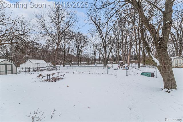 Builiding view twenty three for 6191 Rawsonville, Belleville, MI. 48111