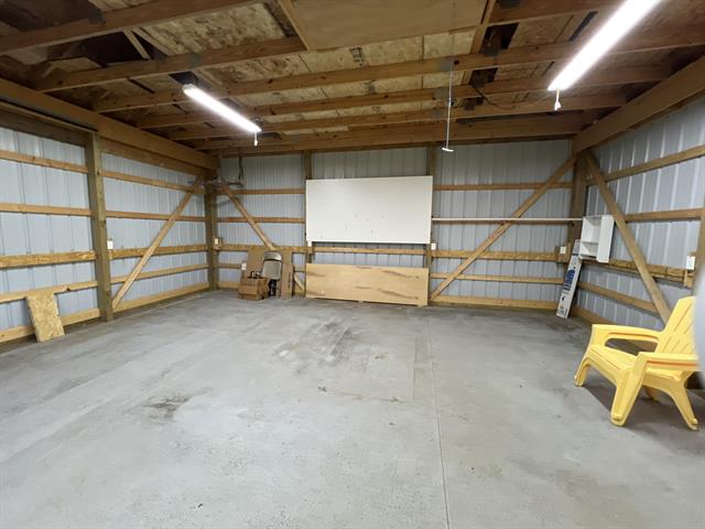 Builiding view fifty one for 23568 Bohn, Belleville, MI. 48111