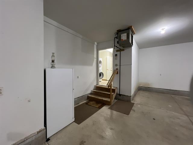 Builiding view forty for 23568 Bohn, Belleville, MI. 48111