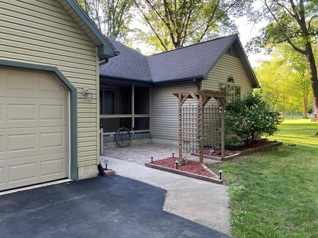 Builiding view four for 23568 Bohn, Belleville, MI. 48111