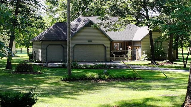 Builiding view one for 23568 Bohn, Belleville, MI. 48111