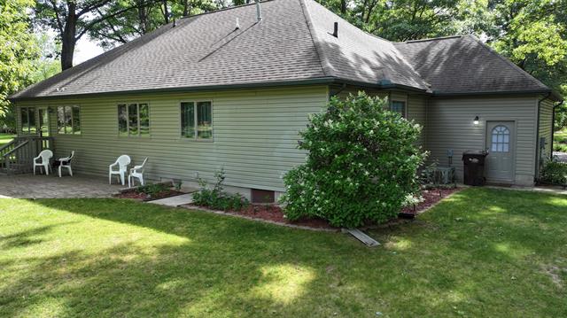 Builiding view thirty nine for 23568 Bohn, Belleville, MI. 48111