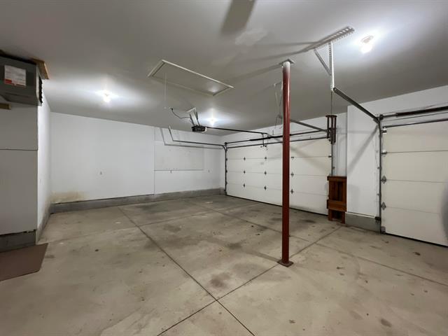 Builiding view thirty seven for 23568 Bohn, Belleville, MI. 48111