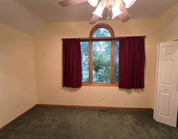 Builiding view twenty nine for 23568 Bohn, Belleville, MI. 48111