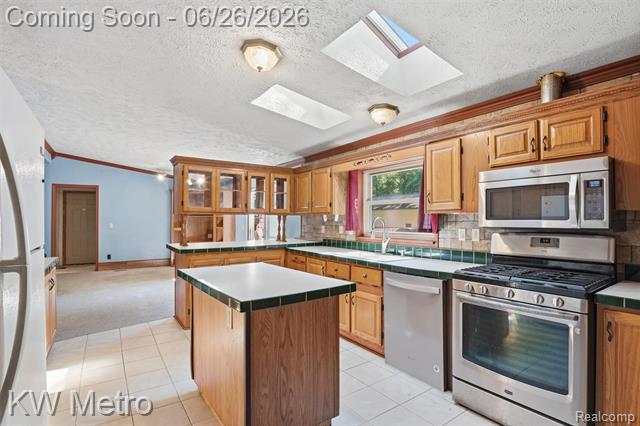Builiding view twenty for 22733 Sumpter, Belleville, MI. 48111