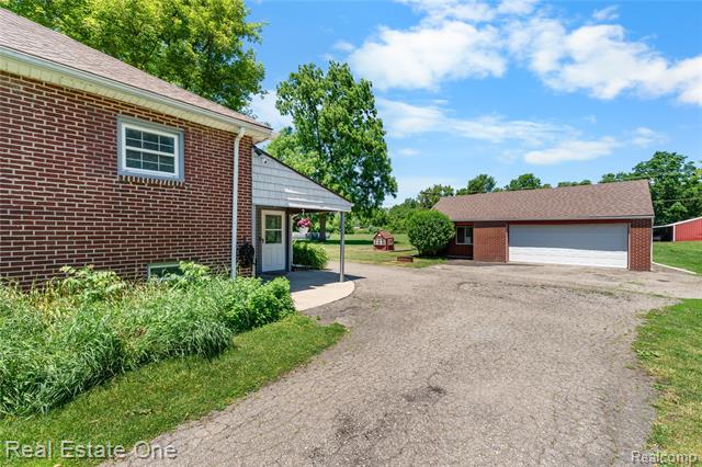 Builiding view three for 50000 Willis, Belleville, MI. 48111