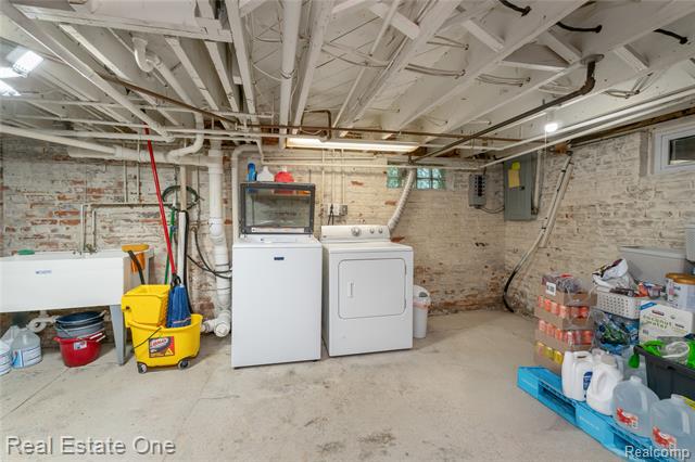 Builiding view twenty four for 50000 Willis, Belleville, MI. 48111