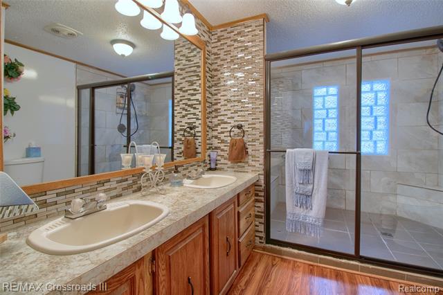 Builiding view sixteen for 48620 Wear, Belleville, MI. 48111