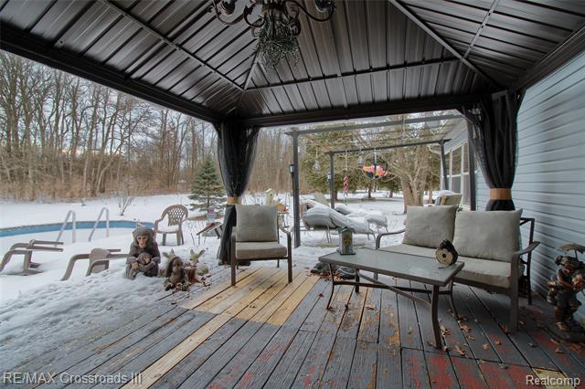 Builiding view twenty six for 48620 Wear, Belleville, MI. 48111