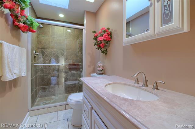 Builiding view twenty two for 48620 Wear, Belleville, MI. 48111