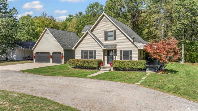 front view for 43350 Arkona Rd, New Boston, Mi. 48164