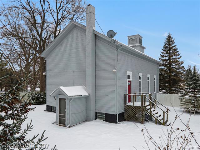 Builiding view fifty one for 36950 Willow, New Boston, MI. 48164