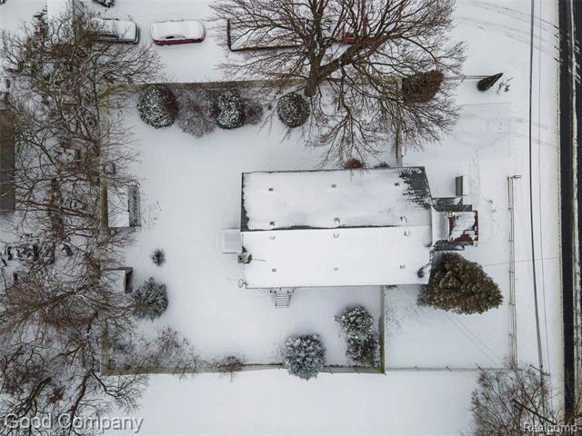 Builiding view fifty three for 36950 Willow, New Boston, MI. 48164