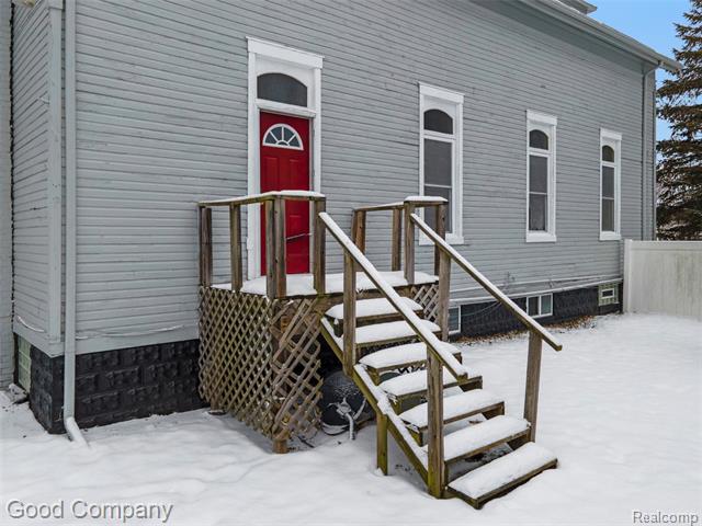 Builiding view fifty for 36950 Willow, New Boston, MI. 48164