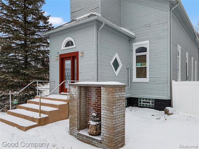 Builiding view forty three for 36950 Willow, New Boston, MI. 48164