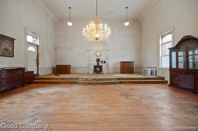 Builiding view seventeen for 36950 Willow, New Boston, MI. 48164