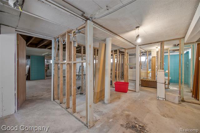 Builiding view thirty four for 36950 Willow, New Boston, MI. 48164