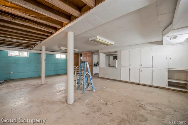 Builiding view thirty six for 36950 Willow, New Boston, MI. 48164