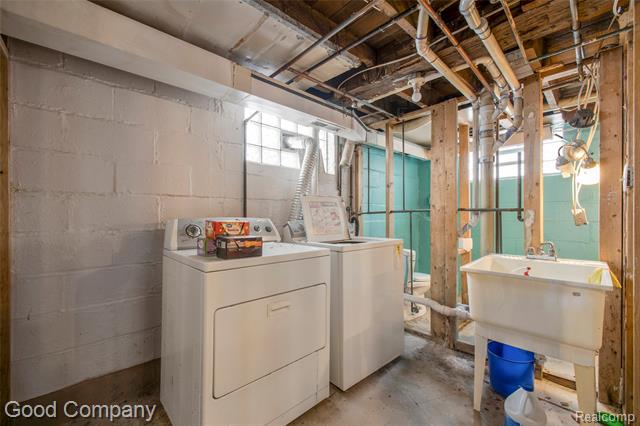 Builiding view thirty two for 36950 Willow, New Boston, MI. 48164