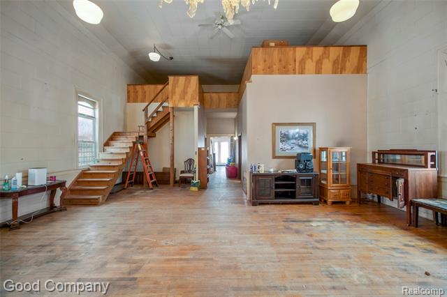 Builiding view twenty for 36950 Willow, New Boston, MI. 48164