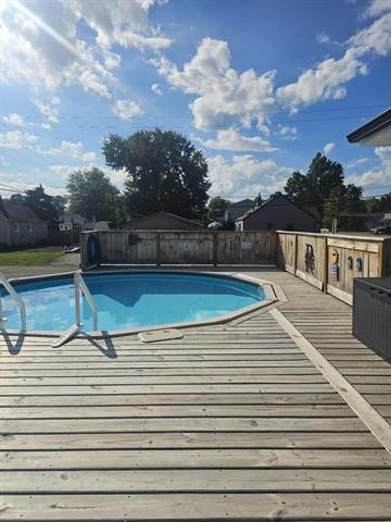 Builiding view fifteen for 36761 Willow, New Boston, MI. 48164