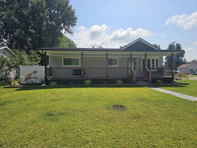 Builiding view one for 36761 Willow, New Boston, MI. 48164