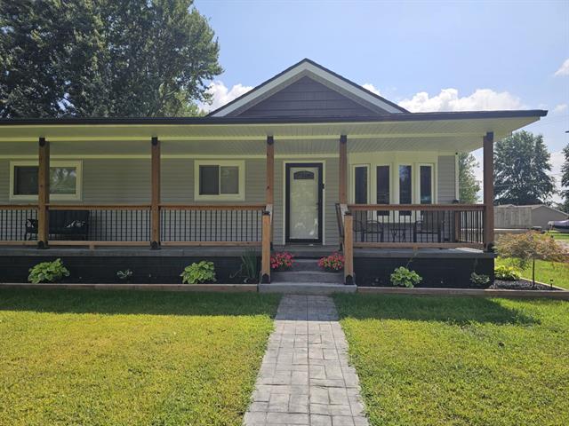 front view for 36761 Willow Rd, New Boston, Mi. 48164