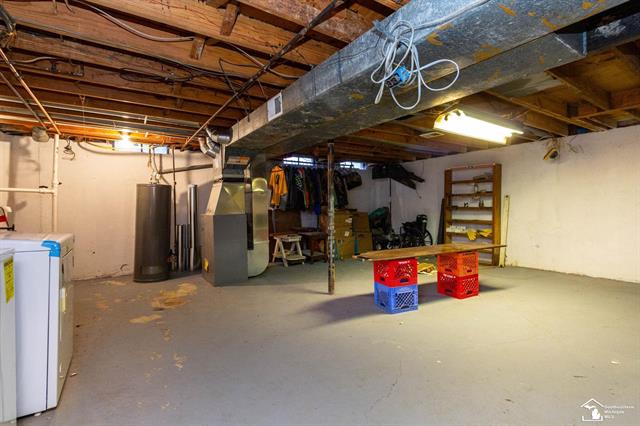 Builiding view thirty one for 30482 Dover, Flat Rock, MI. 48134